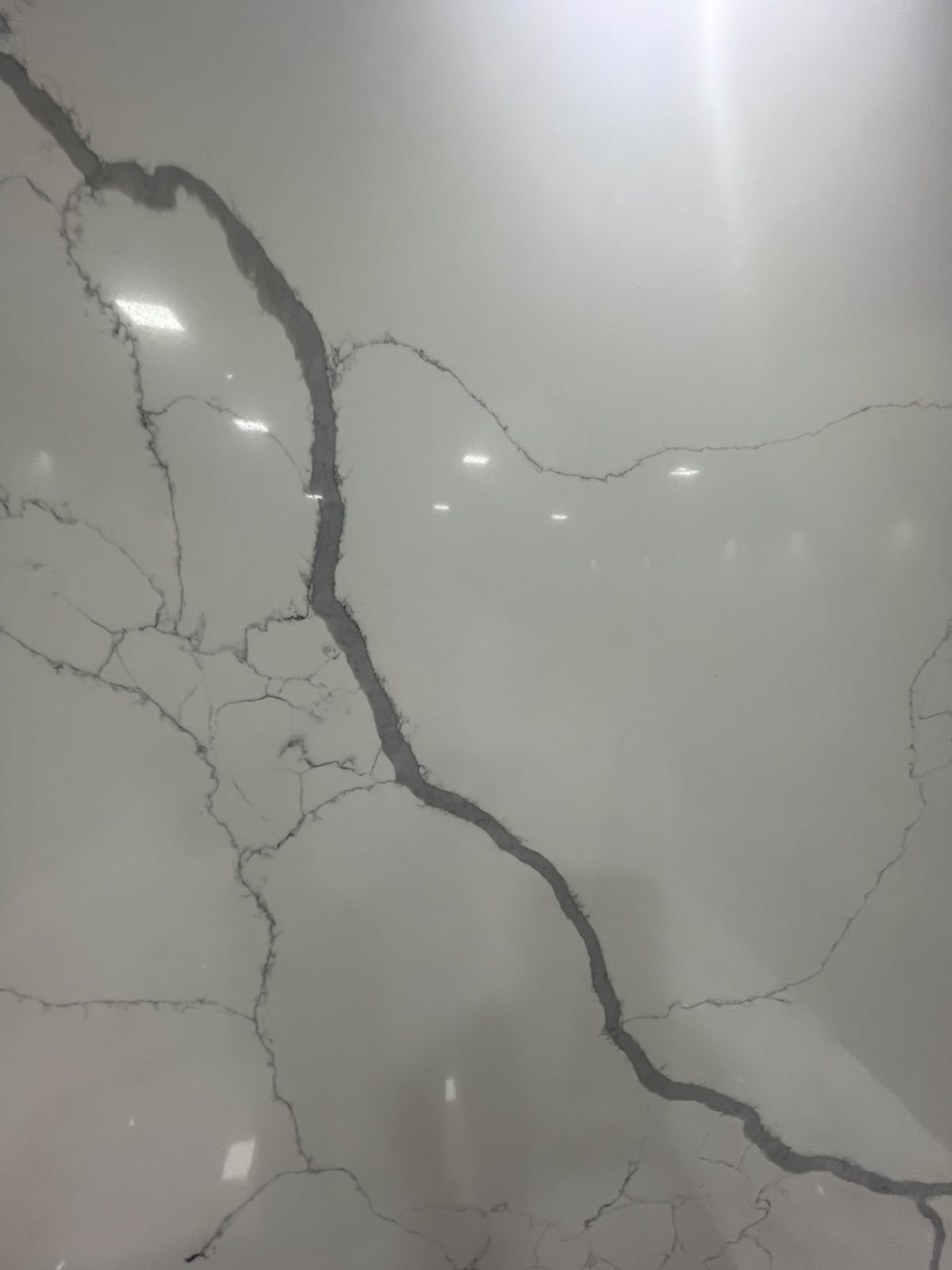 Calacatta Lissa quartz slab, Mayur Marbles Chennai